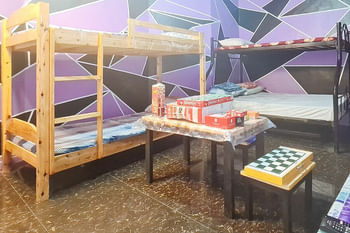 Yuzon's Bedspacer, Transient Home & Staycation