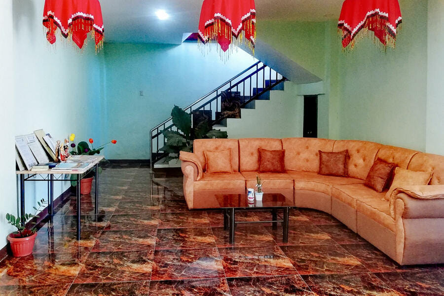 Sunrise Garden Lake Resort