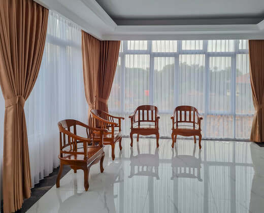Sans Hotel Grand Sabaraya Cikampek