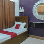 RedDoorz near Colgante Bridge Naga City