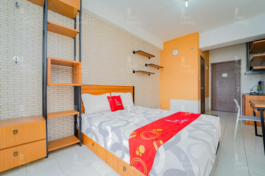 RedLiving Apartemen Easton Park Jatinangor - Rajes Room