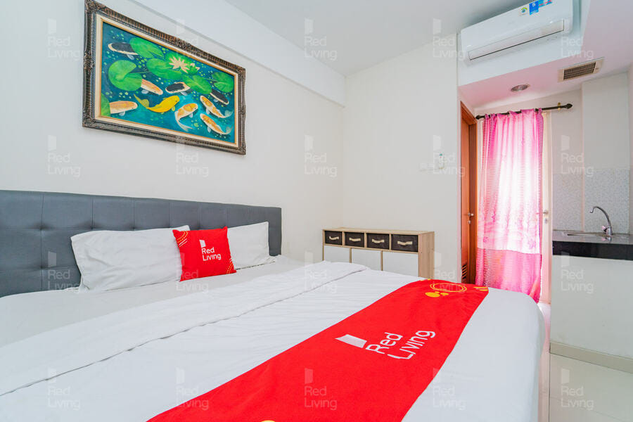 RedLiving Apartemen Green Lake View Cimanggis - WIN Property