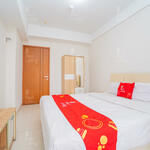 RedLiving Apartemen Green Lake View Cimanggis - WIN Property