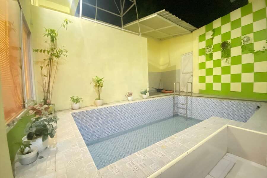 Homestay RN near Taman Bambu Runcing Polewali