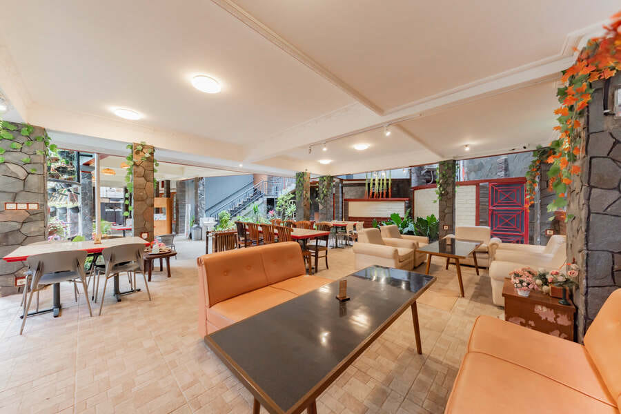 Urbanview Hotel Villa Surya Bandung