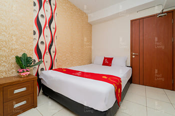 RedLiving Apartemen Green Lake View Ciputat - Hanna Property Tower C