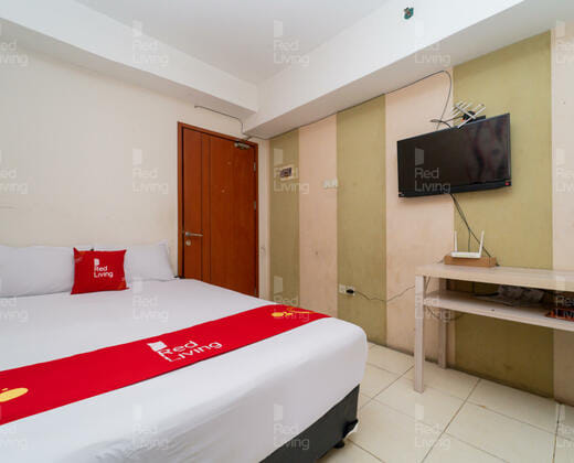 RedLiving Apartemen Green Lake View Ciputat - Hanna Property Tower C