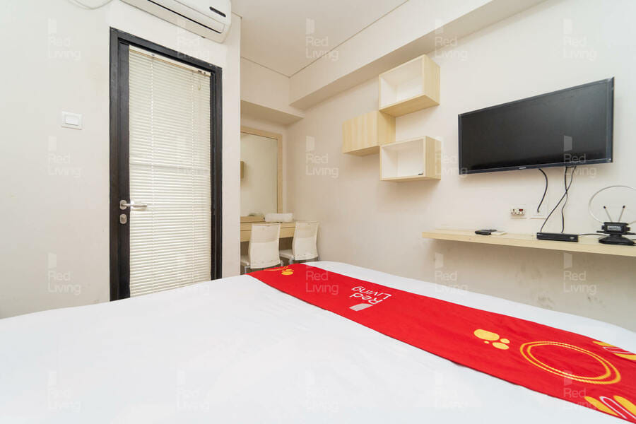 RedLiving Apartemen 19 Avenue - Amanah Room