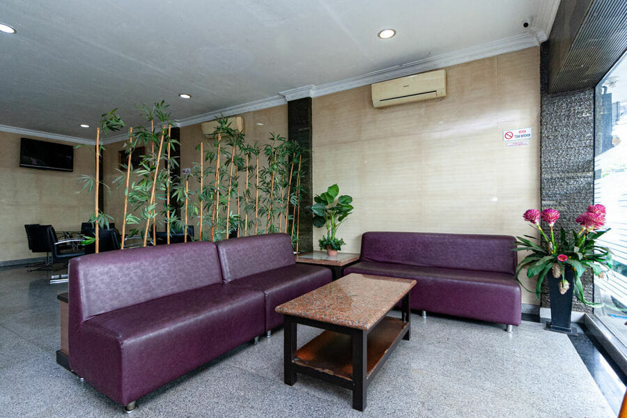 RedDoorz Premium @ Hotel Ratu Residence