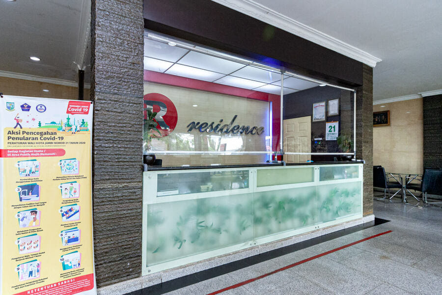 RedDoorz Premium @ Hotel Ratu Residence