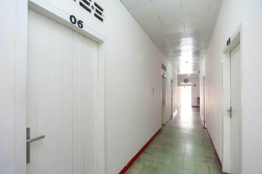 RedDoorz Syariah near Tugu Juang Jambi 3