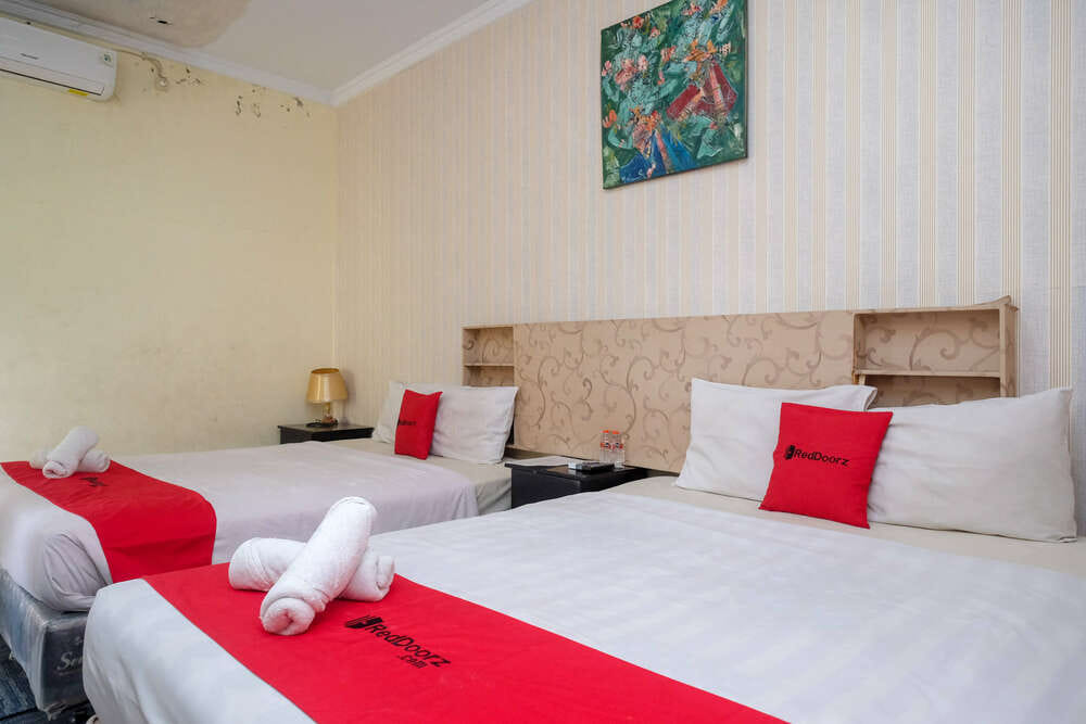 RedDoorz Family Room