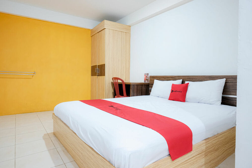 RedDoorz Premium