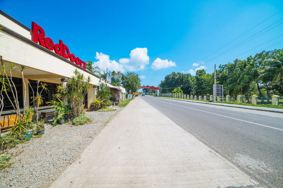 RedDoorz near San Juanico Bridge