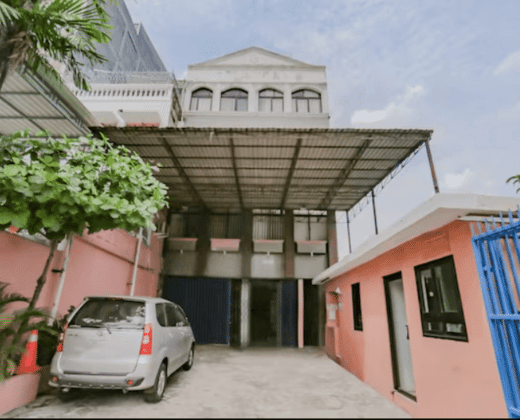 RedDoorz Syariah near Stasiun Karet