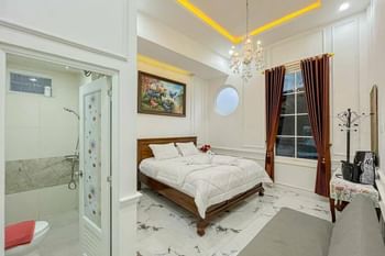 Sakura Guest House by The Lavana