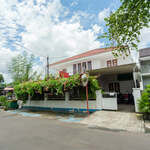 RedDoorz Syariah near PGC Cililitan