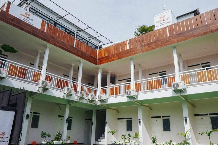 RedDoorz Syariah near RSUD Mataram Lombok 2