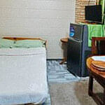RedDoorz Hostel @ Faes Transient House