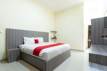RedDoorz @ Pariban Homestay Parbaba
