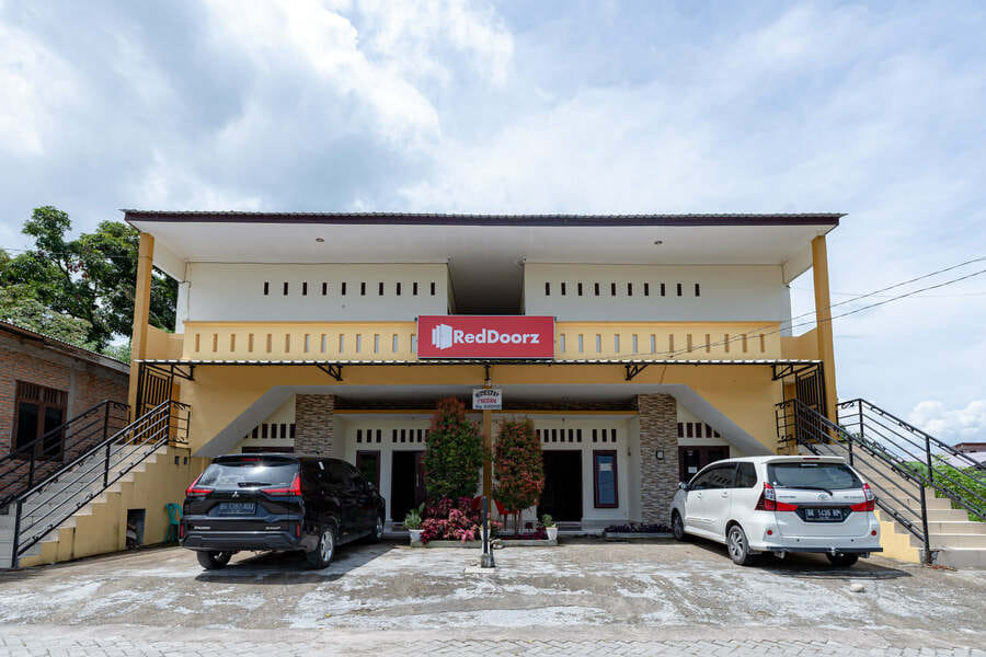 RedDoorz @ Pariban Homestay Parbaba