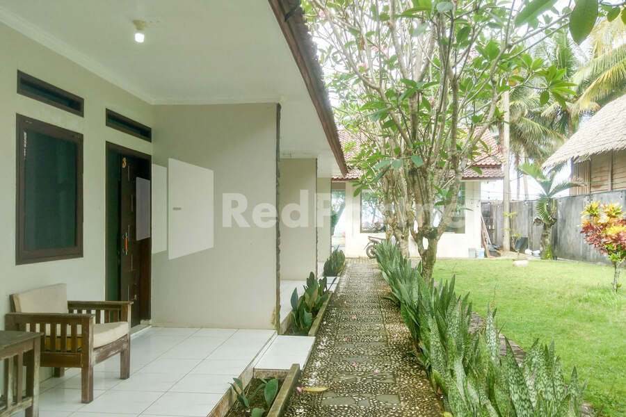 The SO Hotel Mitra RedDoorz