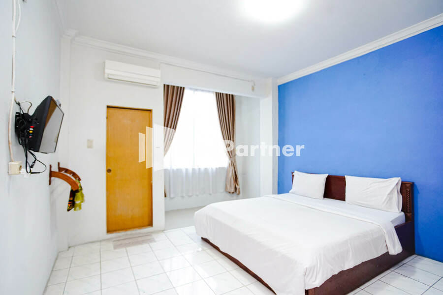 Hotel Serena Anggrek near Manhattan Times Square Mall Medan RedPartner