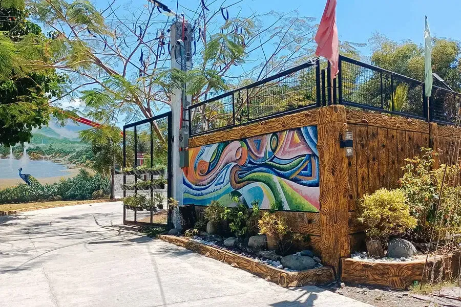 RedDoorz Ham Jam Inn Resort Pangasinan