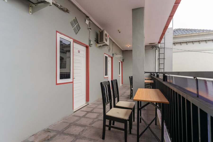 RedDoorz @ Jalan Sei Batang Hari Medan