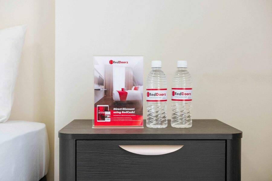 Reddoorz Syariah Near Kantor Pajak Telanaipura Jambi