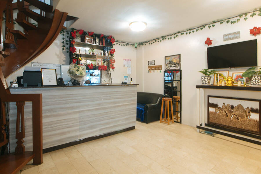 Nearest Hostel Pasay City by RedDoorz