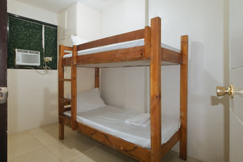 Nearest Hostel Pasay City by RedDoorz