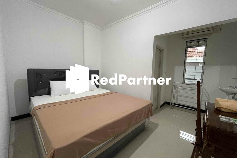 Hotel Pusponjolo Syariah Semarang RedPartner