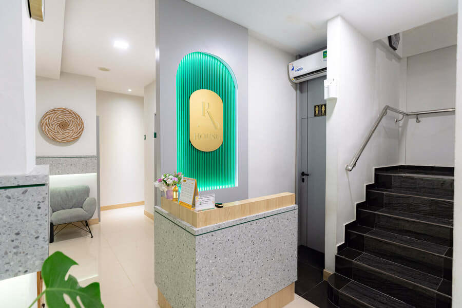 Urbanview Hotel R House Batam by RedDoorz