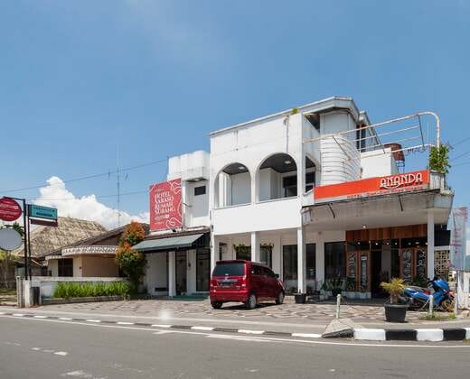 Urbanview Hotel Ananda Syariah