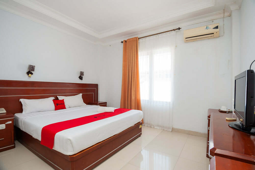 RedDoorz Premium