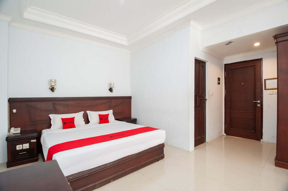 RedDoorz Suite