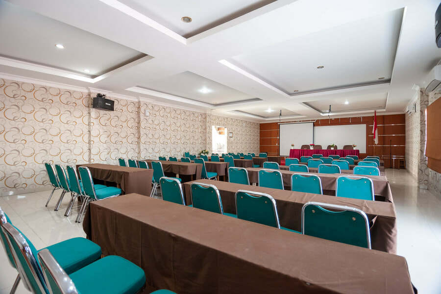 RedDoorz Syariah near RS Yos Sudarso Padang