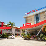 RedDoorz Syariah near RS Yos Sudarso Padang