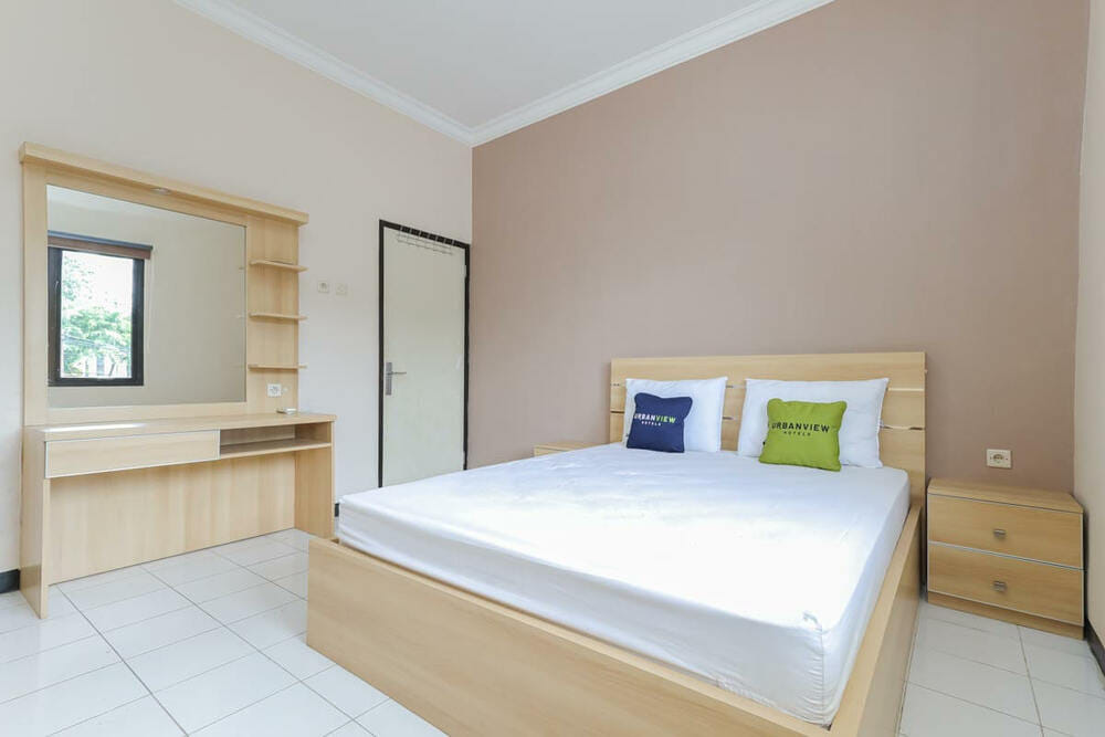 SALE Room