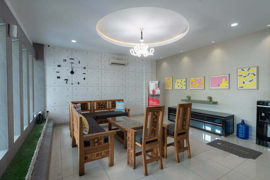 RedDoorz @ Nagoya Indah Batam