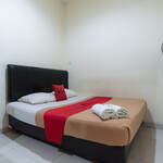 RedDoorz @ Nagoya Indah Batam