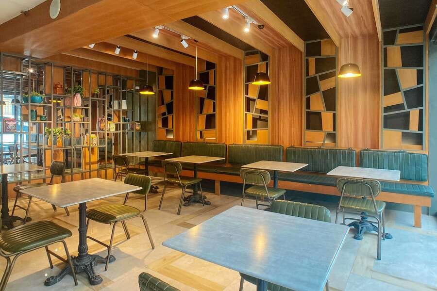 UrbanView @ Lacson Street Bacolod City by RedDoorz