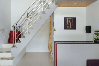 RedDoorz @ FJ Hotel Tubungan Iloilo