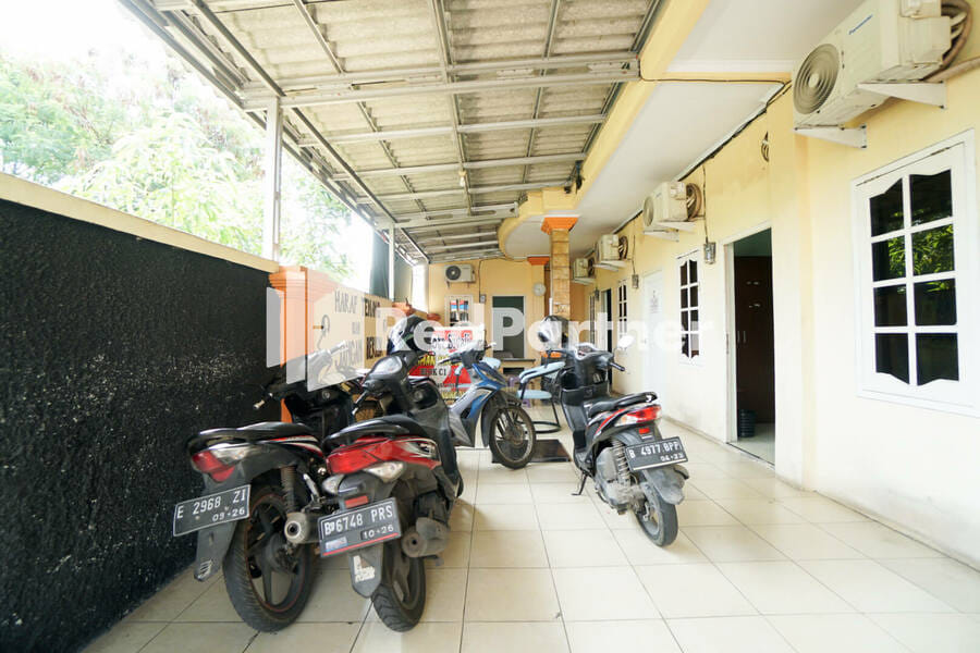 Mahkota Sivali near Soekarno Hatta Airport Mitra RedDoorz