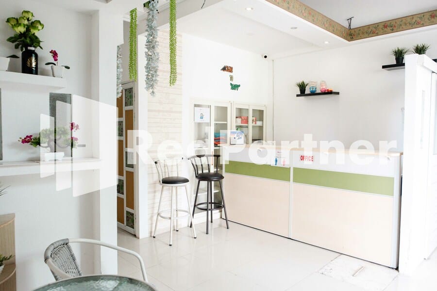 Happy Inn Puspo Mitra RedDoorz