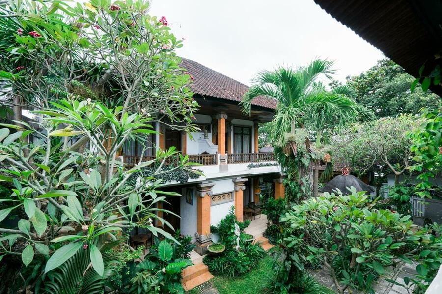 Urbanview Hotel Ananda Beach Sanur