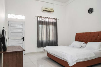 Adela Homestay Syariah Near Universitas Muhammadiyah Jambi