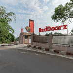 RedDoorz Syariah near RS Hermina Sukabumi