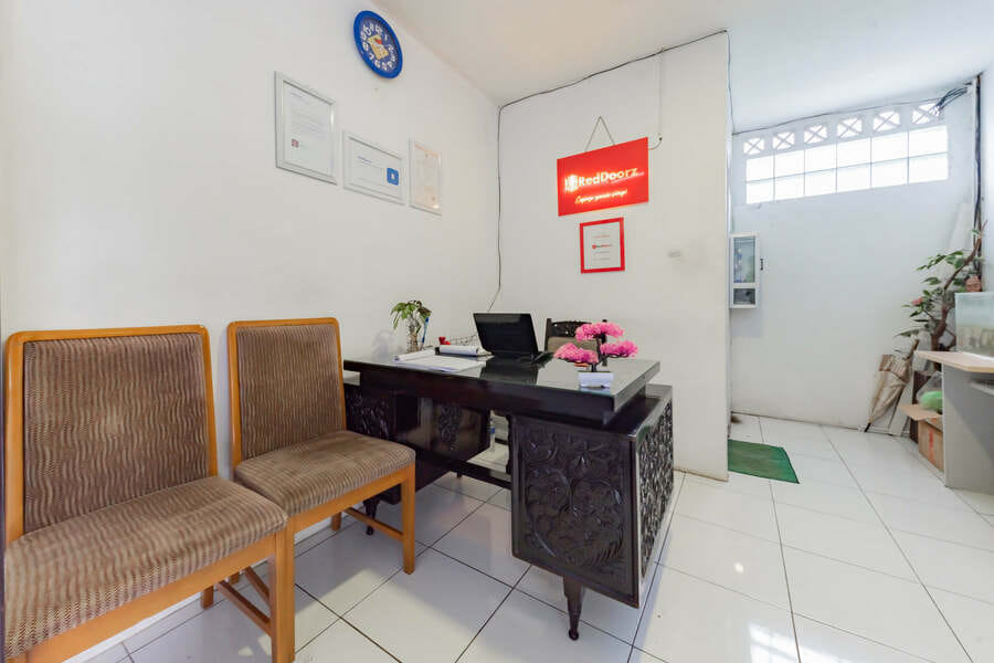 RedDoorz Syariah near RS Hermina Sukabumi